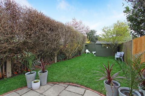 44 Talbot Road, Isleworth, TW7 7HJ