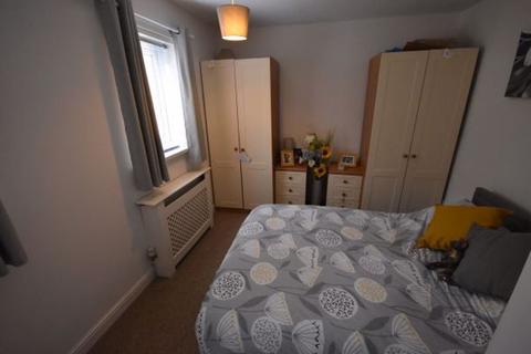 2 bedroom terraced house to rent, Exe Street, Exeter