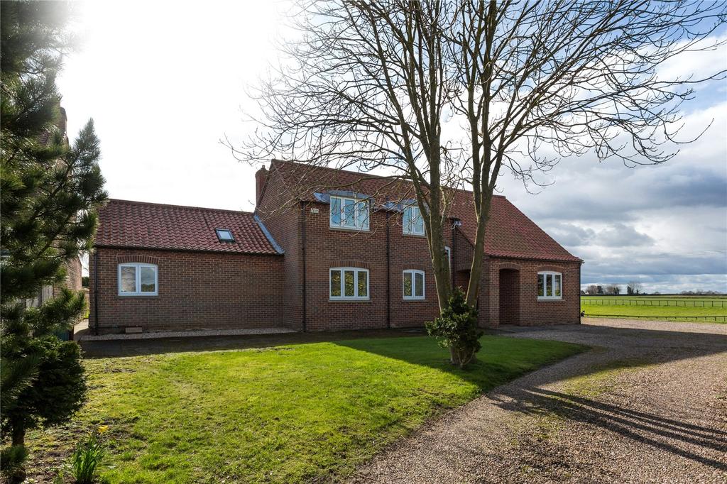Kelfield Road, Riccall, York, YO19 4 bed detached house £695,000