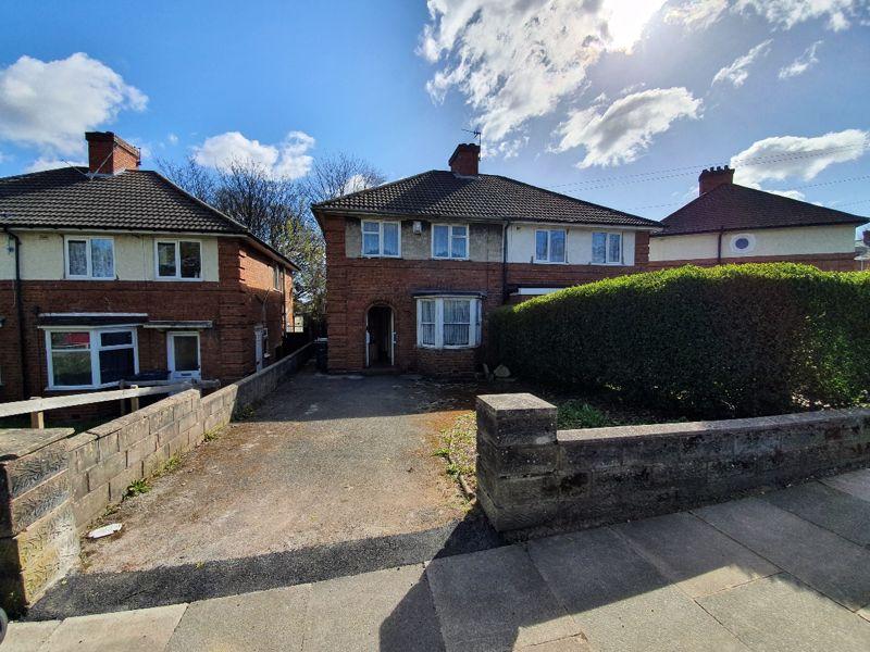 Streetly Road, Erdington, Birmingham... 3 bed semidetached house £
