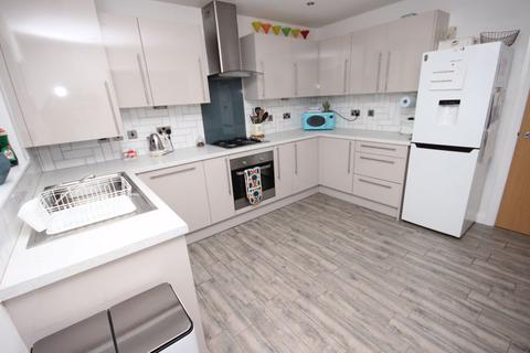 39 Dalar Aur, Llandudno Junction, LL31 9FH