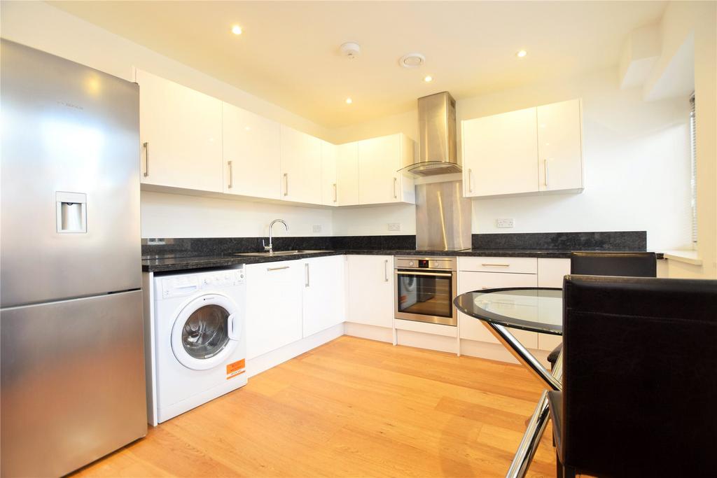 Kitchen/Dining Area