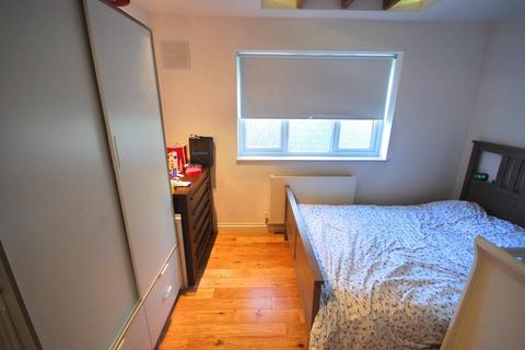 52 Longley Avenue, Wembley, HA0 1NQ