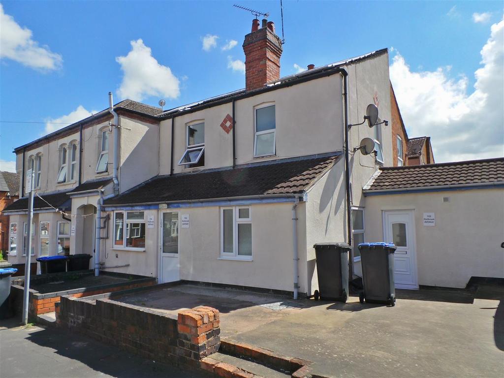 Holbrook Avenue 104.JPG