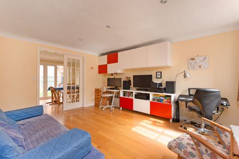 34 Tarret Burn, Didcot, OX11 7FZ