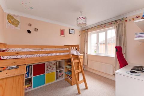 34 Tarret Burn, Didcot, OX11 7FZ