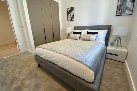 2 bedroom flat for sale, Hammersmith, Atelier Apartments, Sinclair Road, London, W14