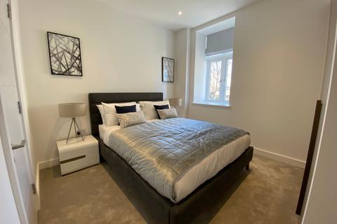 2 bedroom flat for sale, Hammersmith, Atelier Apartments, Sinclair Road, London, W14
