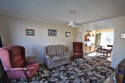 3 Long Walk, Istead Rise, Gravesend, DA13 9HH