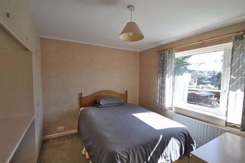 3 Long Walk, Istead Rise, Gravesend, DA13 9HH