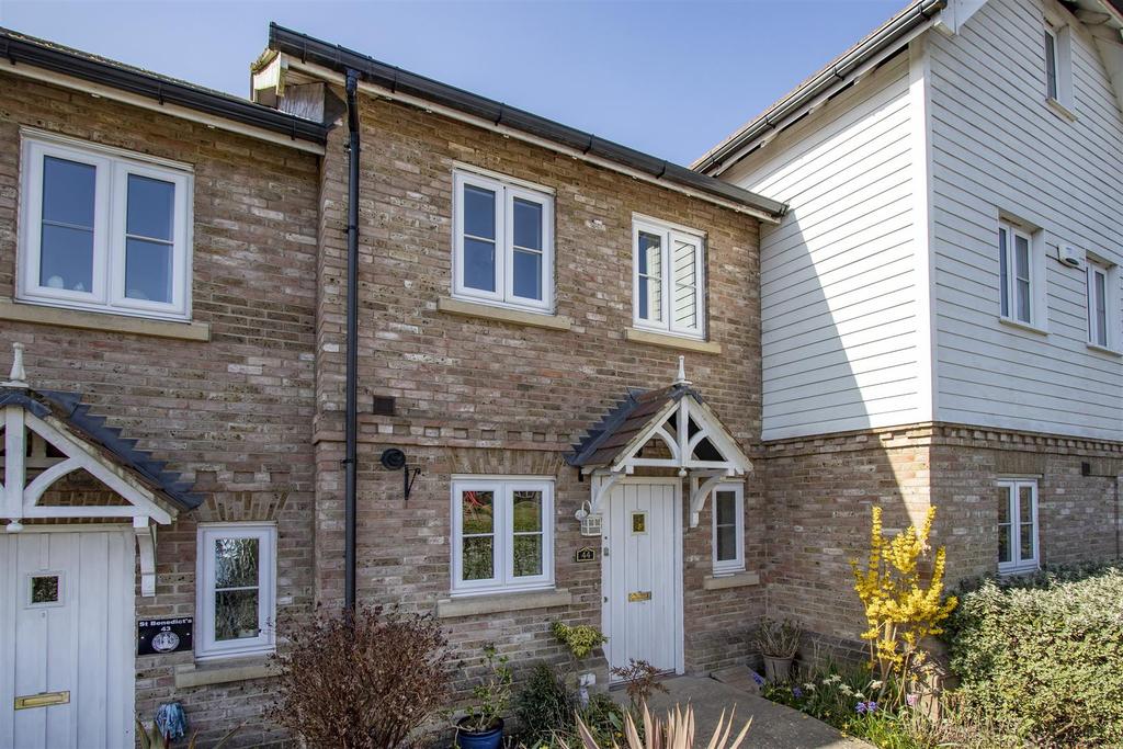 Watson Way, Crowborough 2 bed house £320,000