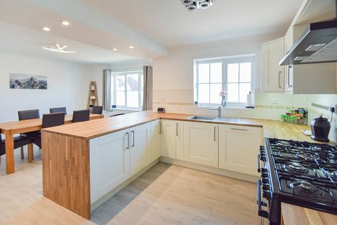 25 Abigail Crescent, Walderslade, Chatham, ME5 9DZ