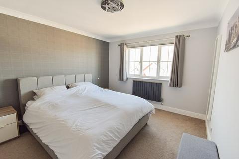 25 Abigail Crescent, Walderslade, Chatham, ME5 9DZ