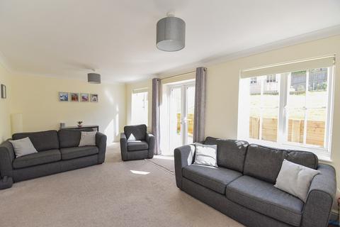25 Abigail Crescent, Walderslade, Chatham, ME5 9DZ