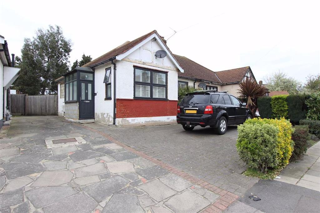 Aldborough Road South, Seven Kings, Essex, IG3 2 bed semidetached bungalow £445,000