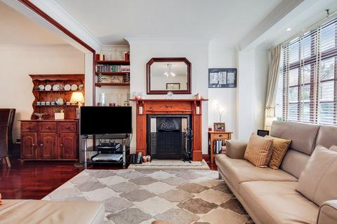 77 Studland Road, London, W7 3QU