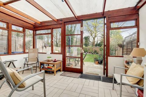 77 Studland Road, London, W7 3QU