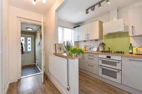 26 Olivers Meadow, Westergate, Chichester, PO20 3YA