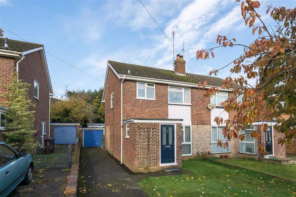 Harpenden Rise, Harpenden, Hertfordshire 3 bed semidetached house £675,000
