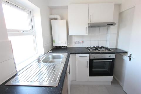 2 bedroom flat for sale - Watcombe Road, South Norood, London
