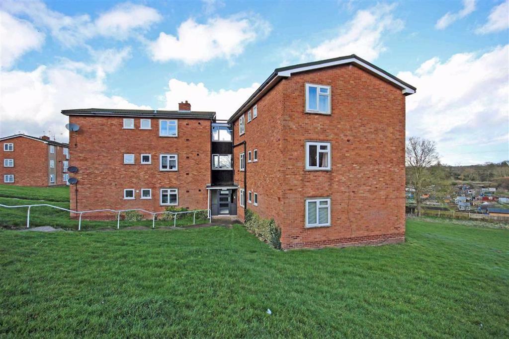 Millbank, Warwick, CV34 2 bed flat £150,000