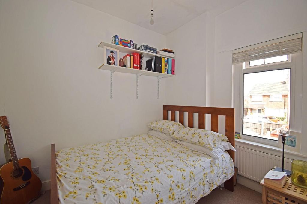45 Bewell Head, bed 2.jpg