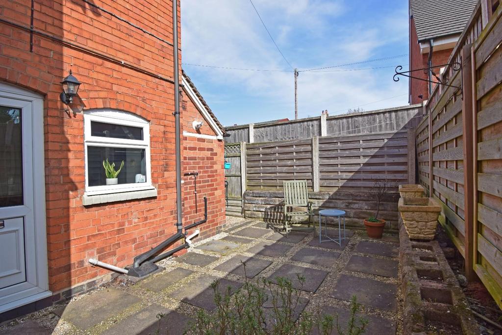 45 Bewell Head, garden yard 2.jpg