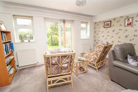 24 Juniper Road, Boreham, Chelmsford, CM3 3DB
