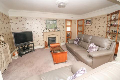 24 Juniper Road, Boreham, Chelmsford, CM3 3DB