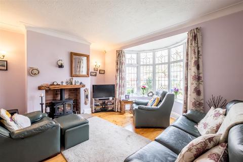 68 Daisy Road, Brighouse, HD6 3SX