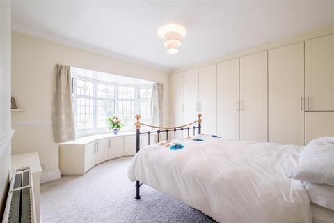68 Daisy Road, Brighouse, HD6 3SX