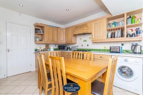 21 Aldrin Way, Coventry, CV4 7DP