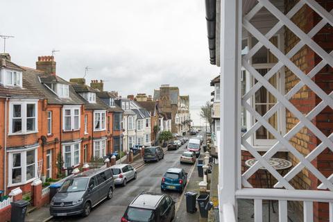 32 Albert Road, Ramsgate, CT11 8DW