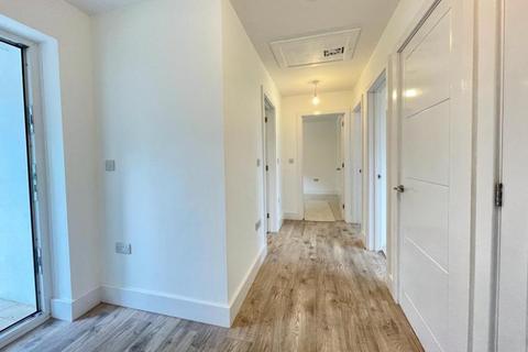 29 Woolsbridge Road, St Leonards, Ringwood, BH24 2LS