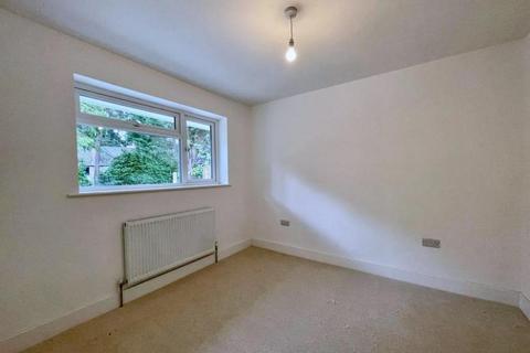 29 Woolsbridge Road, St Leonards, Ringwood, BH24 2LS