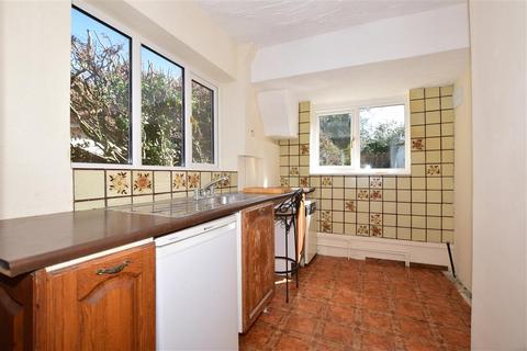 70 Chapel Way, Epsom, KT18 5TG