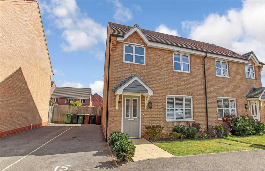 Gate, Lincoln 3 bed semidetached house £170,000