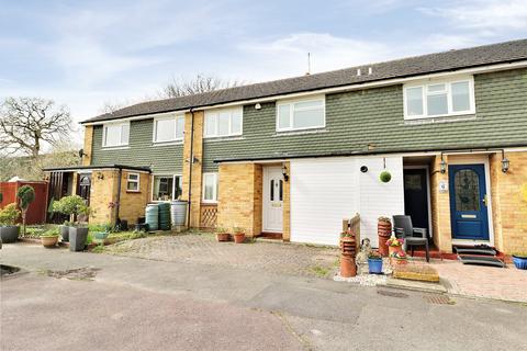 5 Brook Close, Owlsmoor, Sandhurst, GU47 0TG