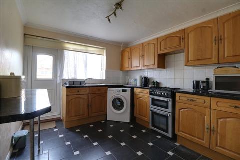 5 Brook Close, Owlsmoor, Sandhurst, GU47 0TG