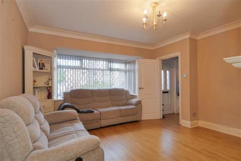 6 Bramstan Gardens, Leeds, LS13 3JQ