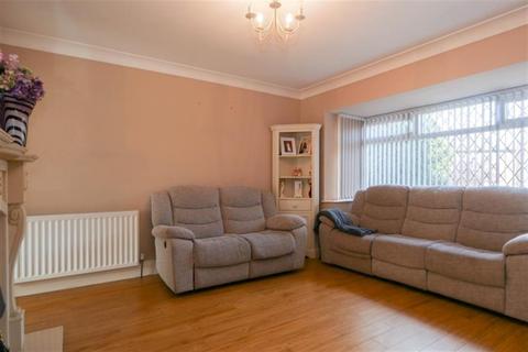 6 Bramstan Gardens, Leeds, LS13 3JQ
