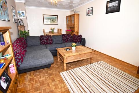 1 Hoecroft, Nazeing, Waltham Abbey, EN9 2RD