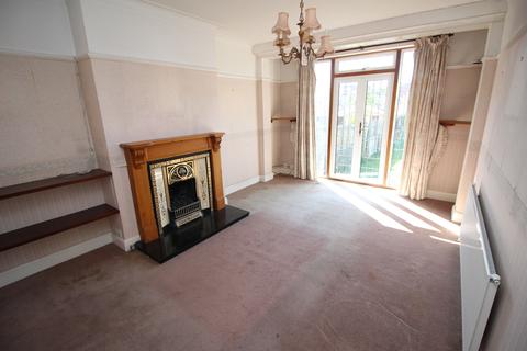 32 Elm Way, Worcester Park, KT4 8LT