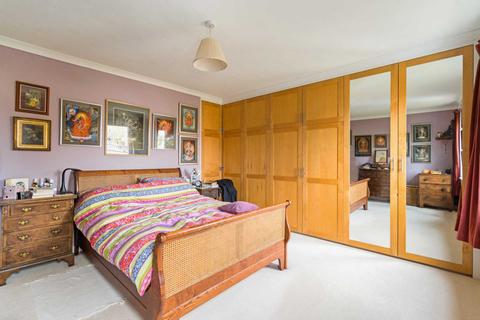 14 Bay Tree Close, Oxford, OX4 4DT