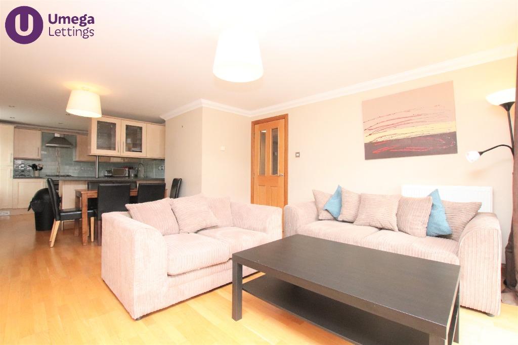 Easter Dalry Wynd, Dalry, Edinburgh, EH11 2 bed flat £1,100 pcm (£254 pw)