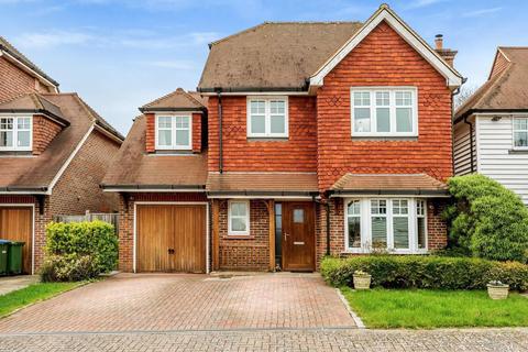 Griffalo Lodge Farthings Walk, Horsham, RH12 1WR