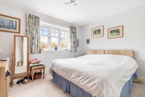 Griffalo Lodge Farthings Walk, Horsham, RH12 1WR