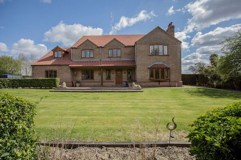 North Road, Gedney Hill, Spalding, Lincolnshire. PE12 0NX 6 bed
