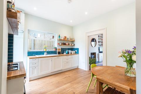 16 Maple Road, London, SE20 8HB