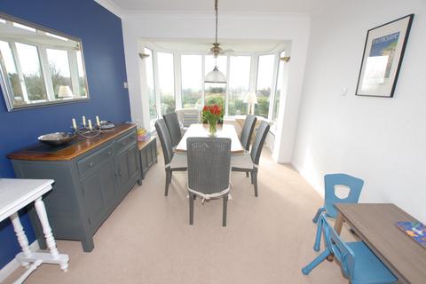 Beachlands Cannongate Road, Hythe, CT21 5PX